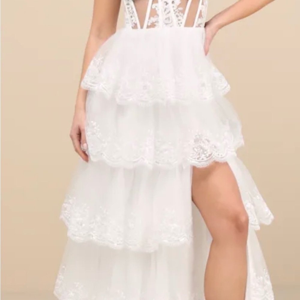 NWT Lulus‎ Alluring Sensation White Tulle Embroidered Tiered
Maxi Dress Party S.